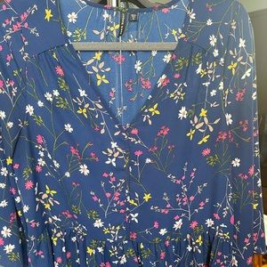 Paris Sunday Peplum V neck blouse NWO tags